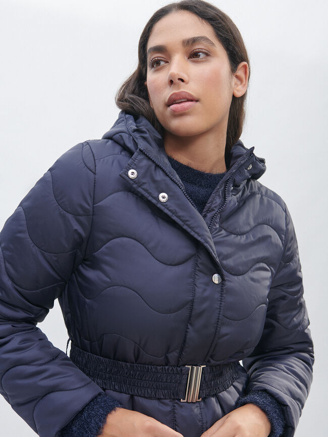moda: Los abrigos acolchados que puedes comprar en el remate final
